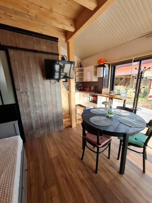 Bienvenue Dans La Cosy Box, Micro Maison Agreable Wittisheim Exterior photo